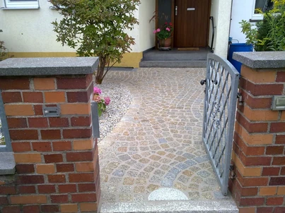 Hofeinfahrten Bild 1