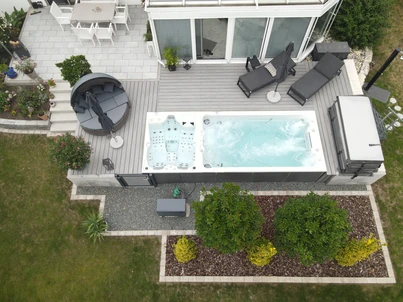 Pools im Garten Bild 1